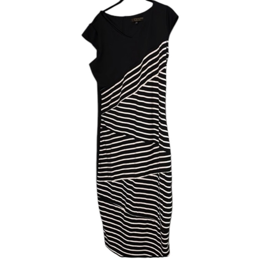 Black & white striped sleeveless  midi dress size 12-14 colorblock with stretch